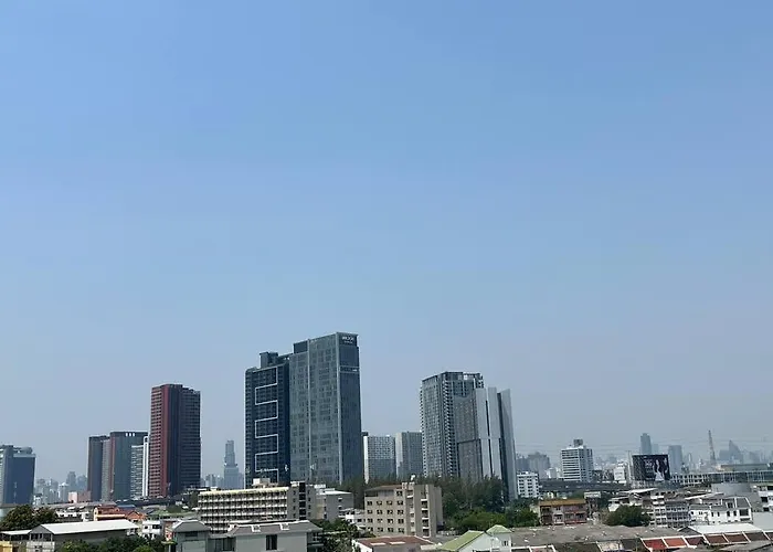 Monte Rama 9 Near Jodfair Market Apartment Bangkok