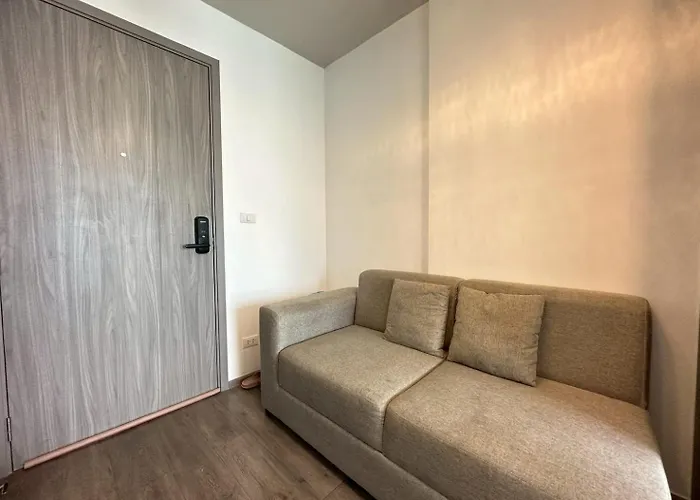 Monte Rama 9 Near Jodfair Market Apartment Bangkok