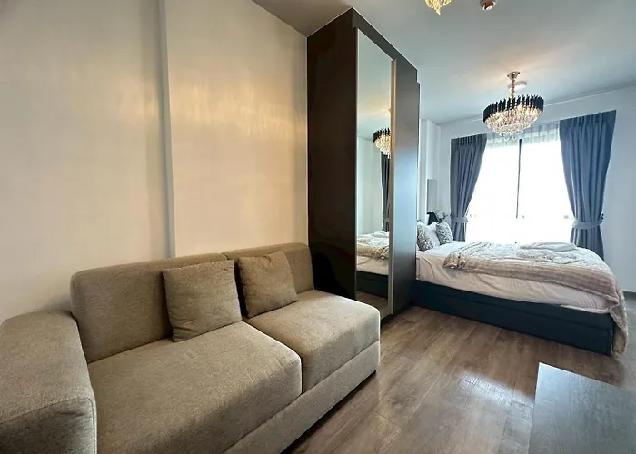 Monte Rama 9 Near Jodfair Market Apartment Bangkok