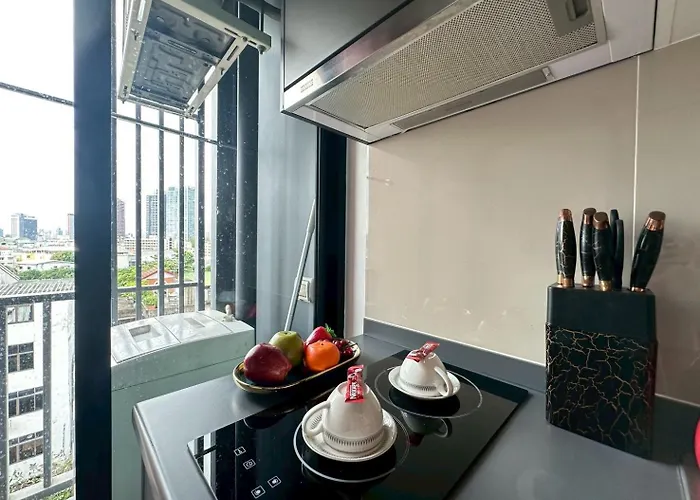 Monte Rama 9 Near Jodfair Market Apartment Bangkok